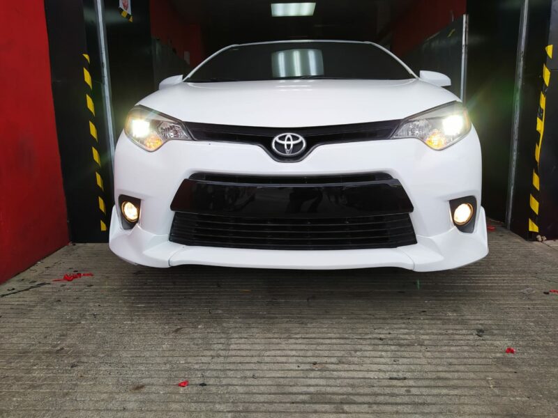 LIP DELANTERO COROLLA 2014-2015 LE 3 PIEZAS - Imagen 3