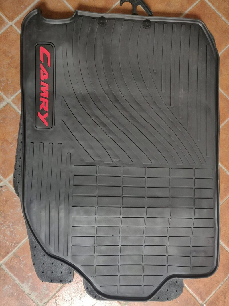 ALFOMBRA DE GOMA CAMRY 2012-2016