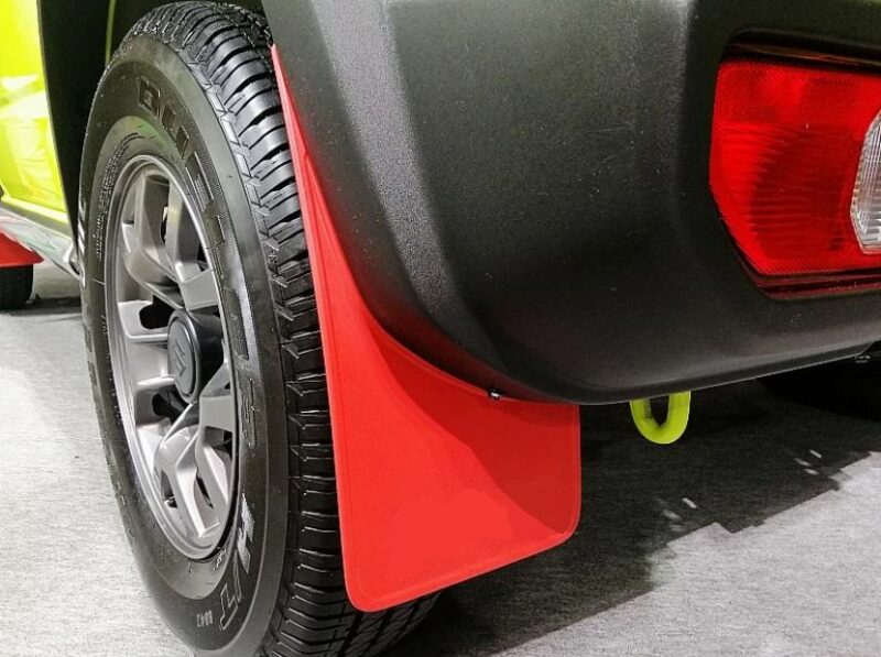 SET CHAPALETAS ROJA SUZUKI JIMNY 2019-2025